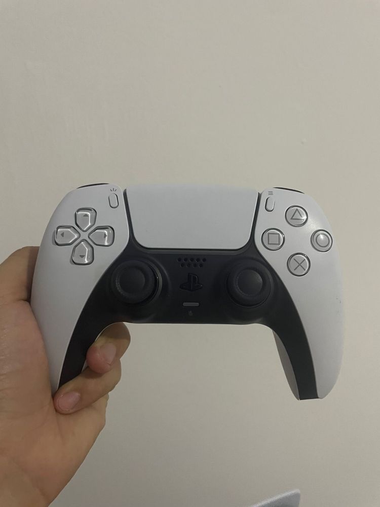 Продается Playstation 5