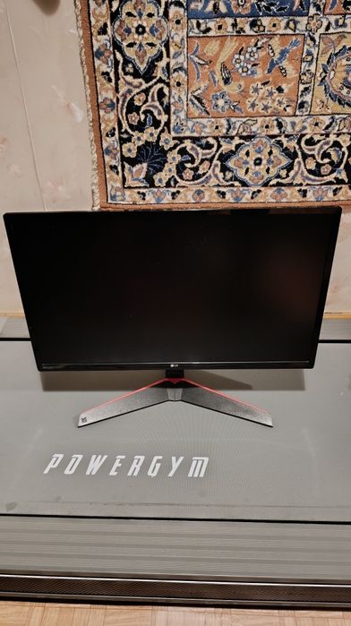 Монитор LG 24 дюйма