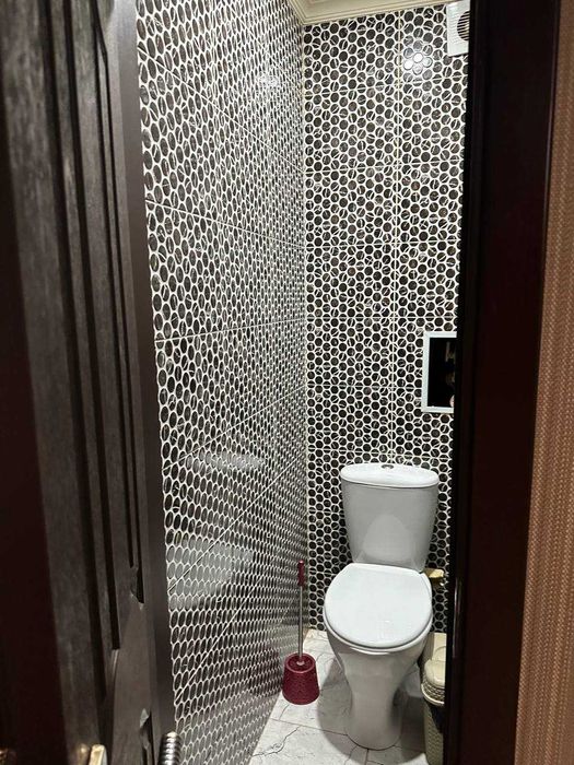 Продается 3 комнатная квартира на Карасу 1