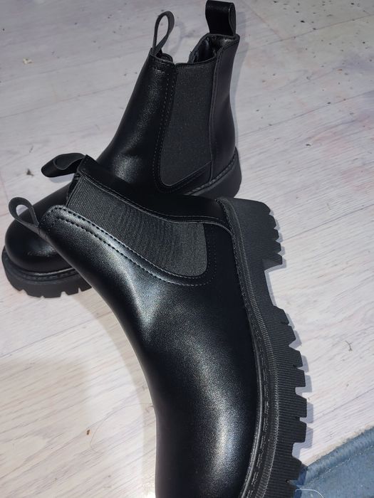 Қыстық Етік сатылады