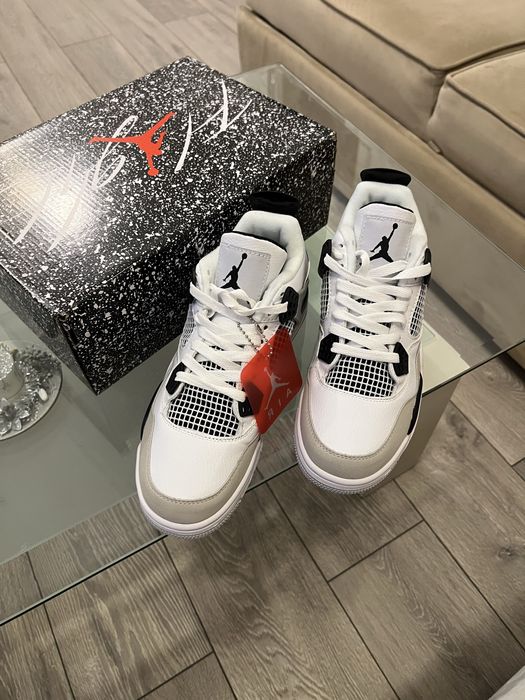 Jordan 4 Military Black