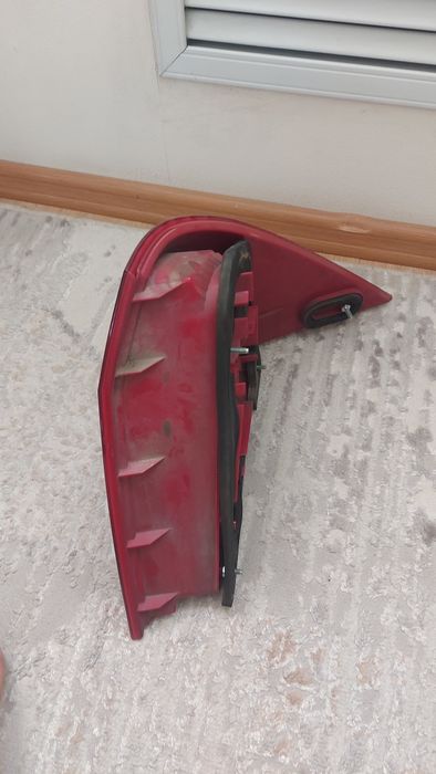 Продам задний фонарь