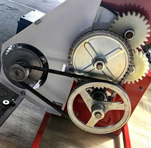 Desciorchinator struguri cu motor MODEL NOU DMC-191, separator inox