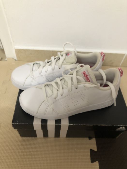 Adidasi dama, marimea 36
