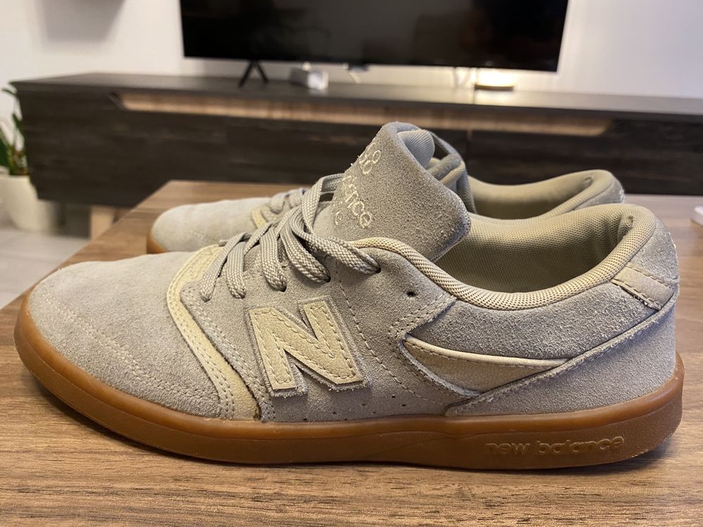 New balance marime 42,5(27cm)