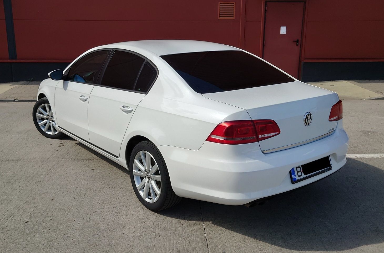 Volkswagen Passat B7, 2.0 TDI, 140 CP, km reali, proprietar VW B7