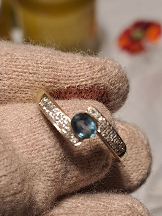 Inel aur 14 k cu safir și diamante