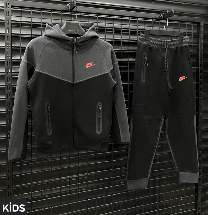 Детски и юношески екипи Nike Tech Fleece, памучни с удобна кройка