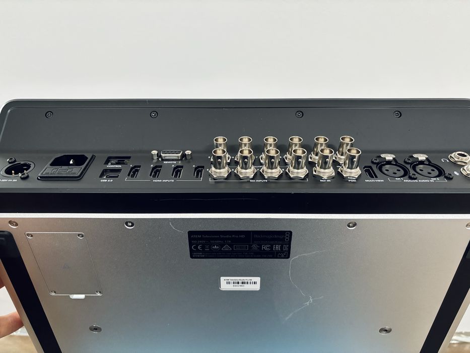 Mixer video Blackmagic Design ATEM Television Studio Pro Full HD