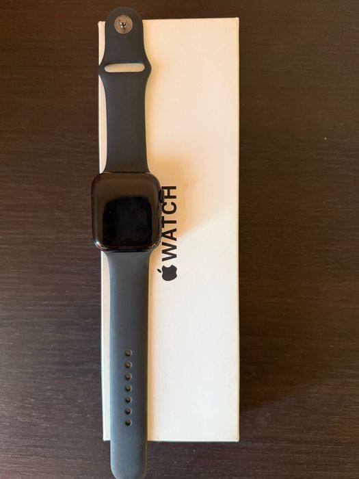 Apple Watch SE V2 (2023) 44 mm GPS - cu toate cutiile + incarcator
