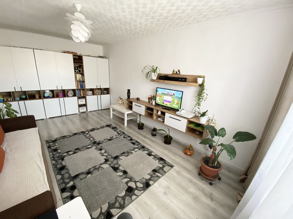 Brasov Florilor-Craiter Strada Ceferistilor 3 decomandate 134500 euro