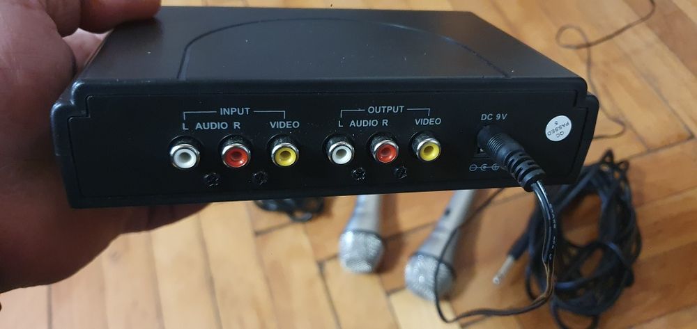 Set Karaoke cu 2 microfoane, intrare statie audio