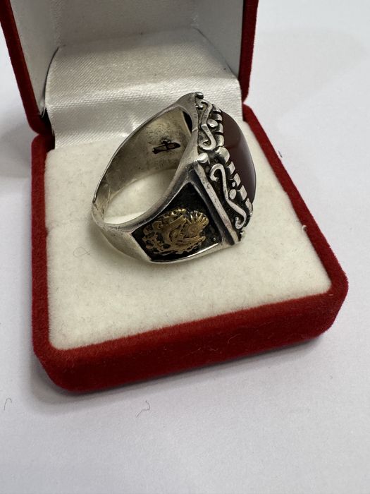 Inel (ghiul) barbatesc din argint, piatra carneol.