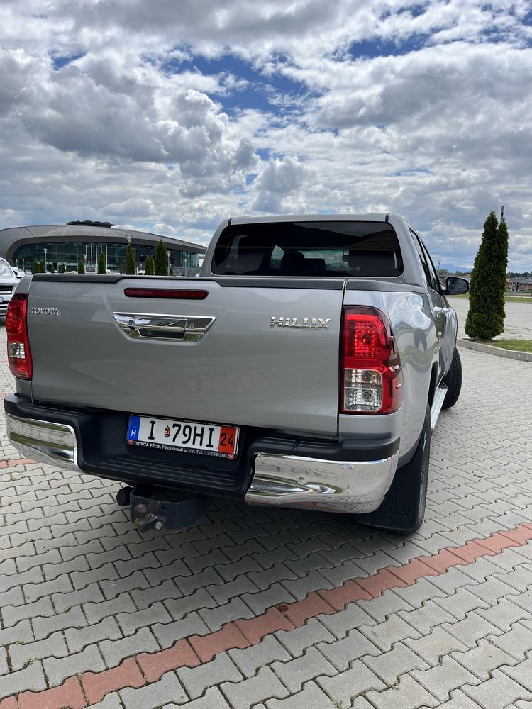 Toyota Hilux 2021/07 în garantie 110.646 km real cu carte service