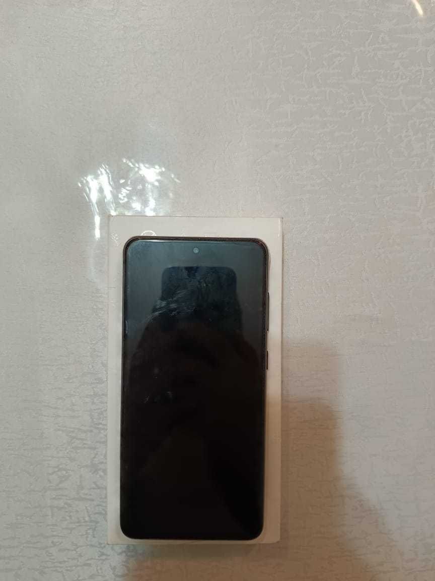 Продам Samsung S21 FE 5G