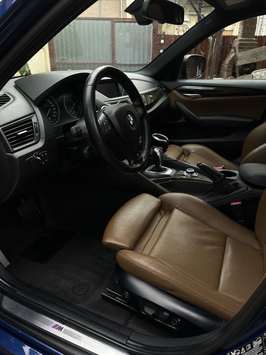 BMW X1 28i xDrive E84 pachet M – 2013 – 245 CP  HARMAN/KARDON