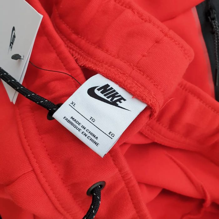Pantaloni Nike Tech Fleece Red