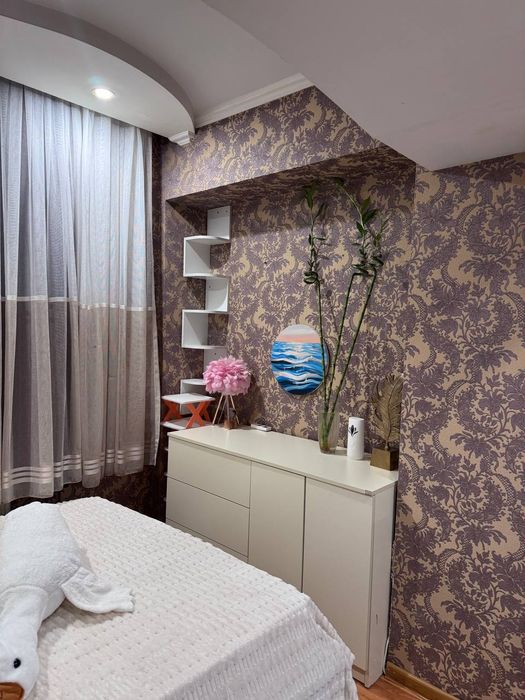 срочно сдаётся квартира ц-1 ресторан Бибигон 3-ком евро ремонт укомпле