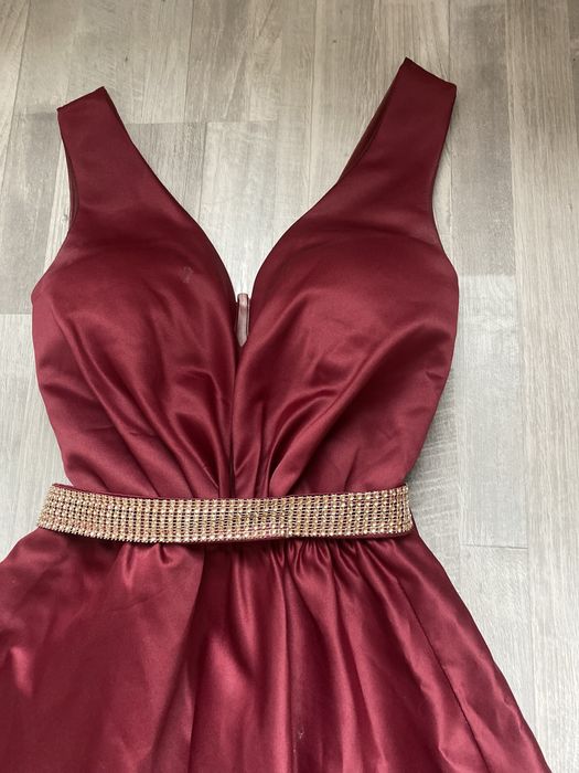 Официална рокля