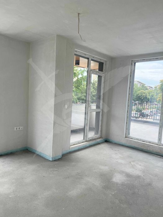 Продава се Тристаен апартамент в Пловдив, Център - 133 кв.м за 2113 €/кв.м - Снимка #4