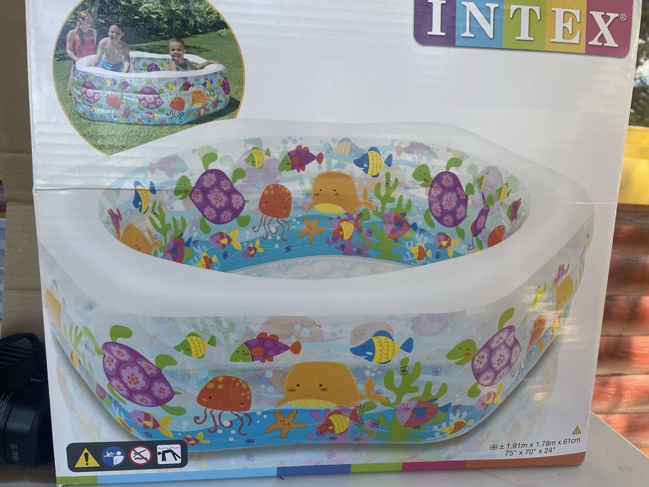 Бассеин детский надувной.