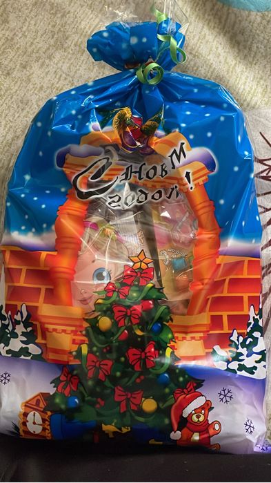 подаркй новогодние по 500тнг только оптом
