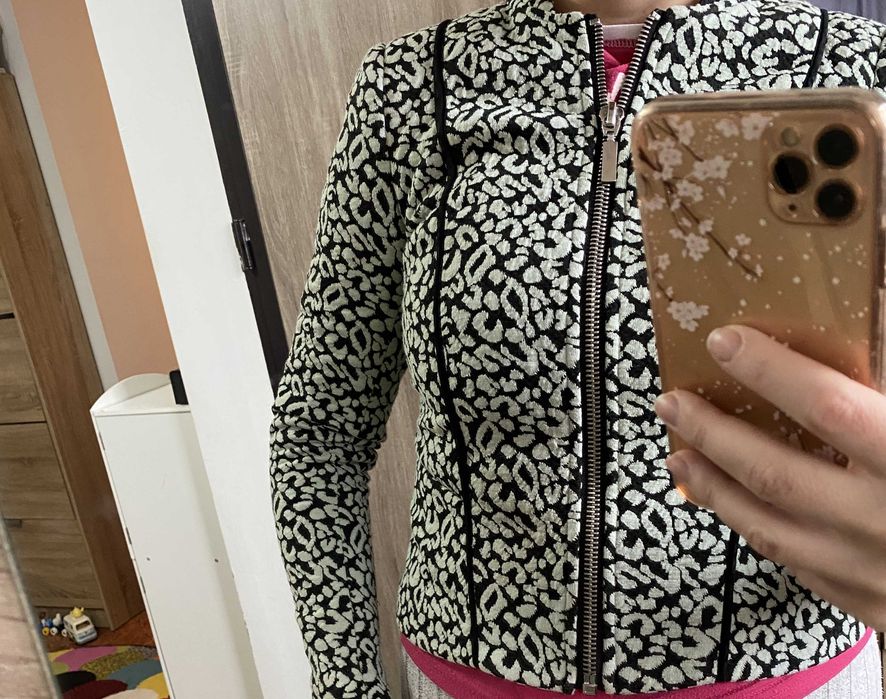 Sacou modern cu fermoar si pattern marime S femei