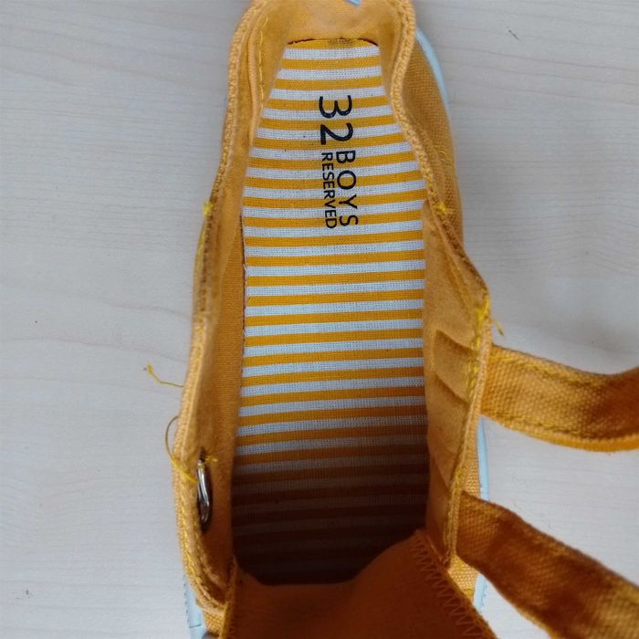 Детски кецов с номера 32 и 34