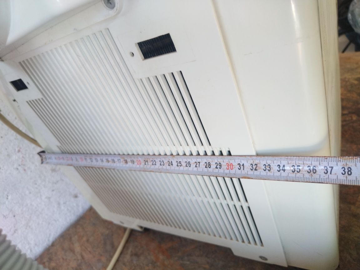 Мобилен климатик 
С въздухоотвод и дистанционно 
Mobile Air Conditione