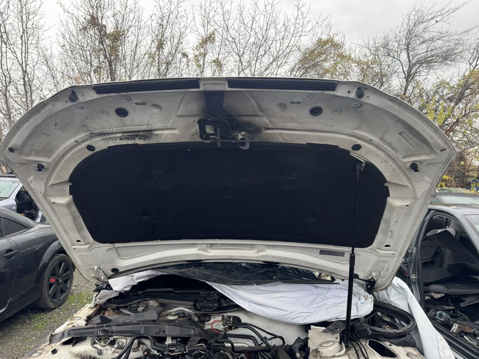 Преден капак Audi A4 b8 / ауди а4 б8