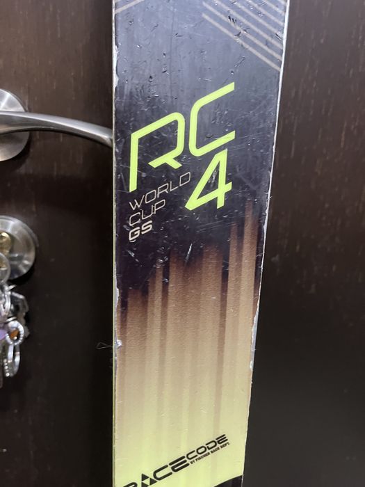 Alpine ski Fis Fischer Rc (GS)