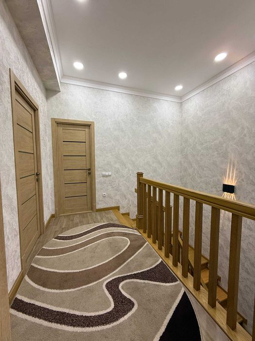 hi-tech евро Коттедж Сотилади