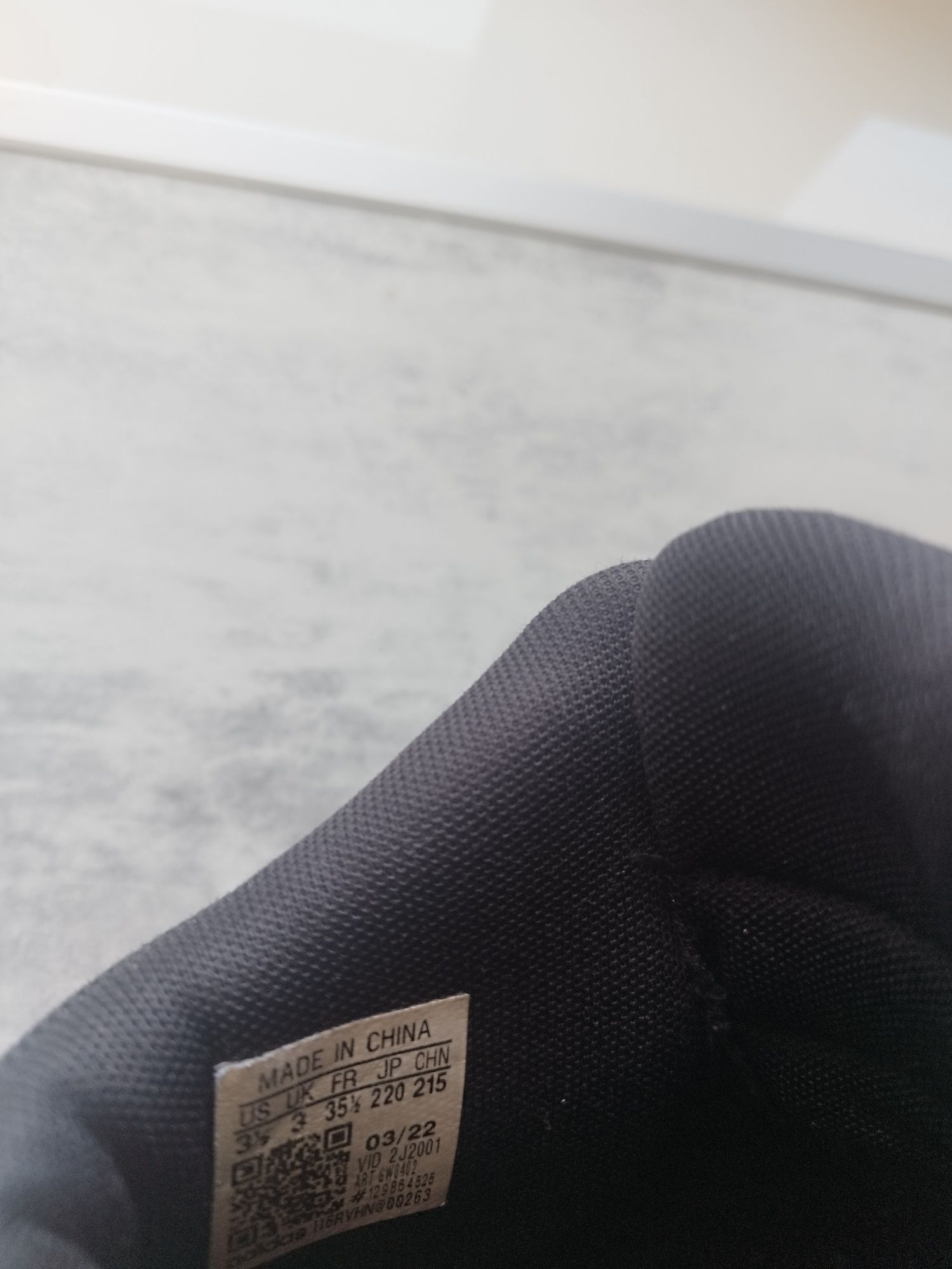 Кецове и стоножки Adidas номер  35 и  1/2