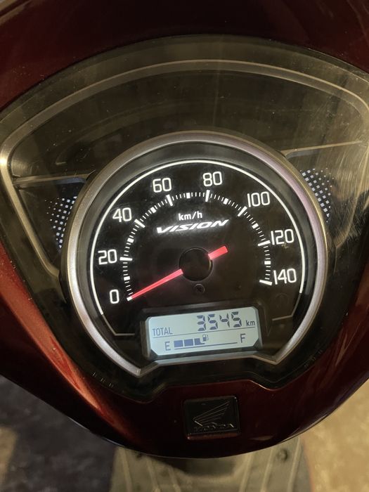 Vand scuter honda vision 110cc usor negociabil