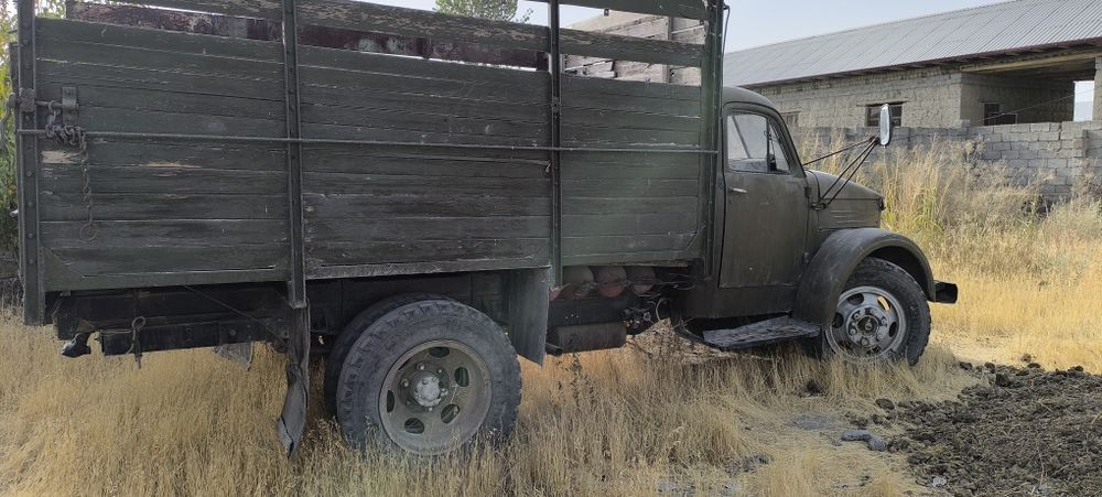 gazon gaz 52 sotiladi  bortavoy