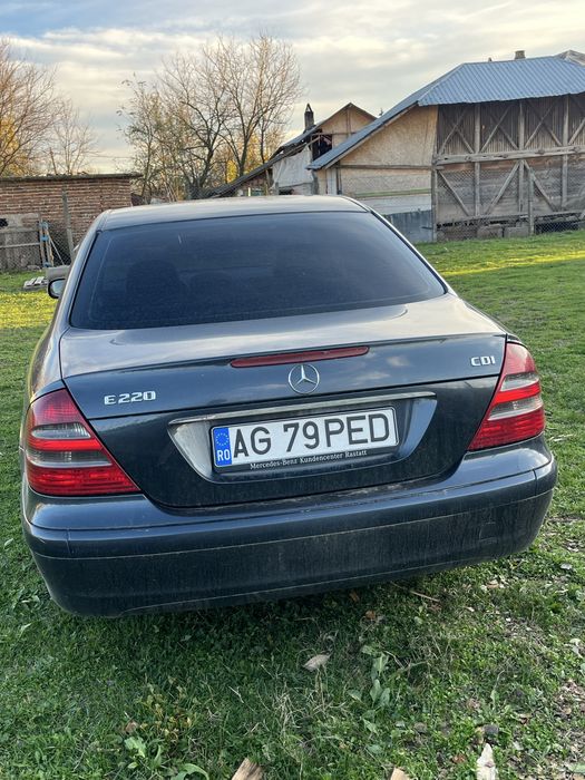 Mercedes W211 E Class