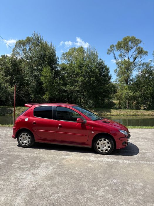 Peugeot 206