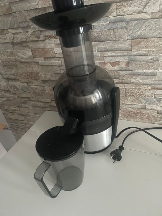 Vand storcator Philips Viva 700 W , marimea XL, 2 litri