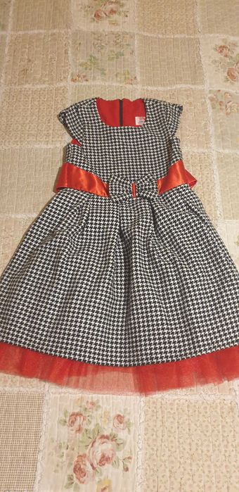 Нова! Детска рокля с диадема + боди - ръст до 140см