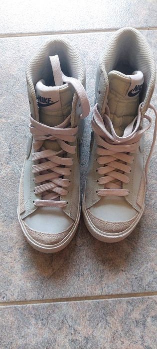 Nike blazer mid 77