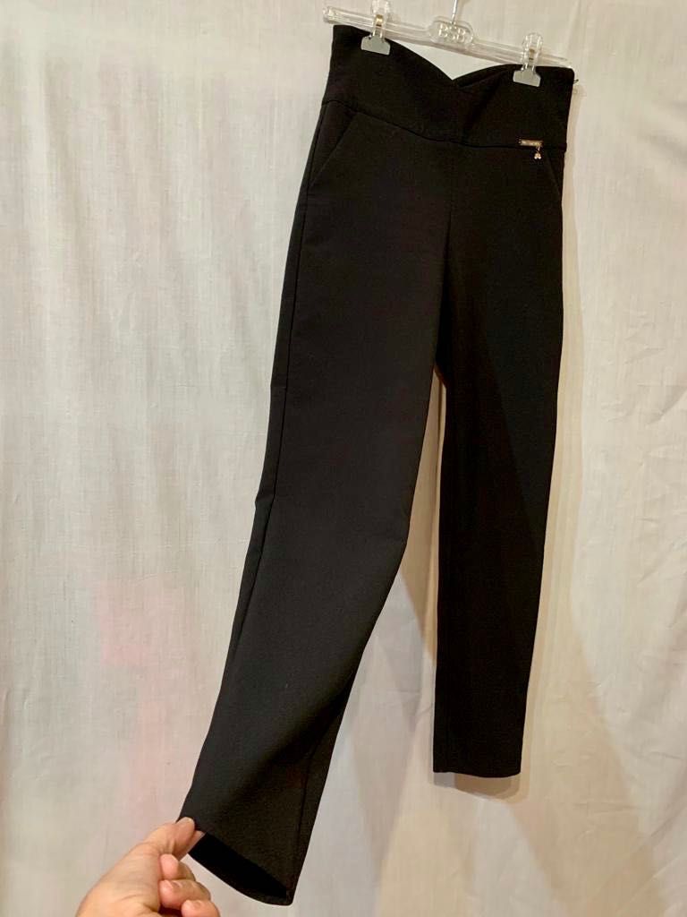 Pantaloni groși negri cu talie înaltă