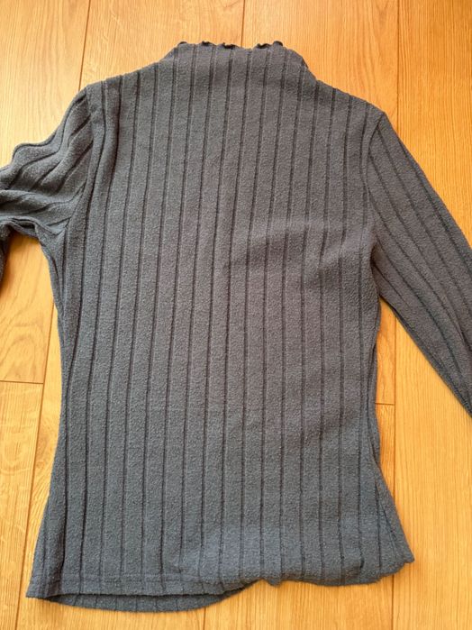 Блузи поло с висока яка