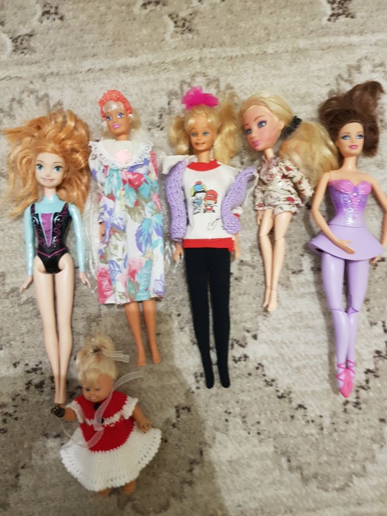 Lot papusi barbie vintage