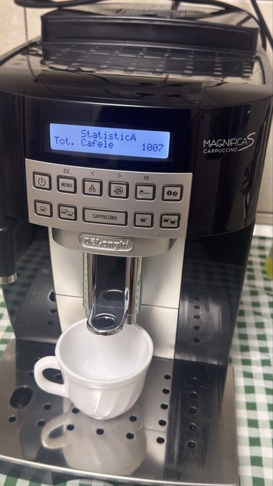 Aparat de cafea Delonghi Magnifica S