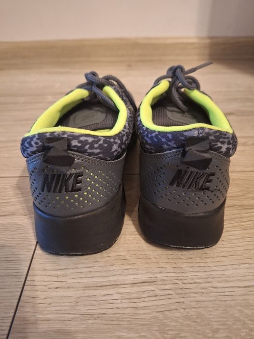 Маратонки Найк спорт