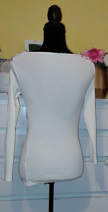Bluza alba decolteu barcuta TRANSPORT GRATUIT