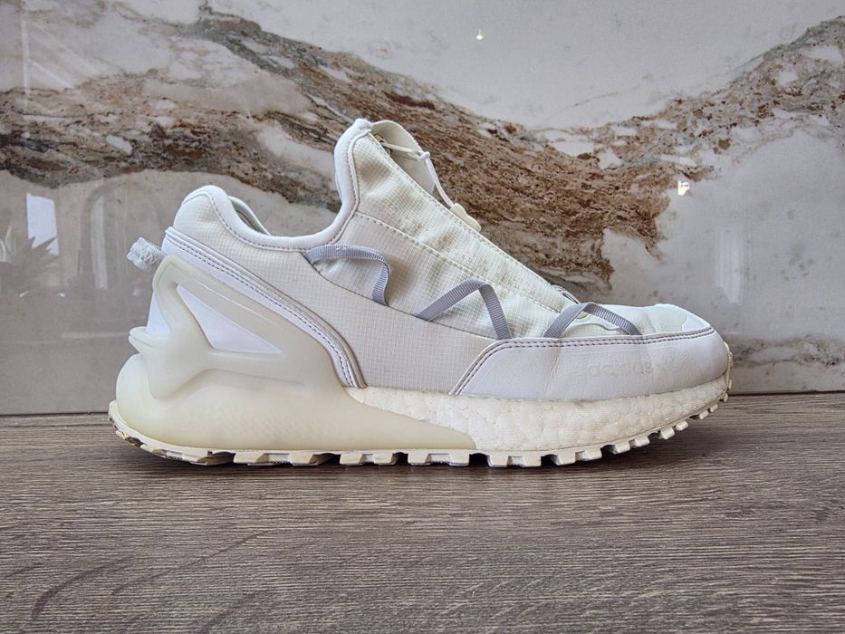 Adidas zx 2k boost utility gore tex 43 1/3
