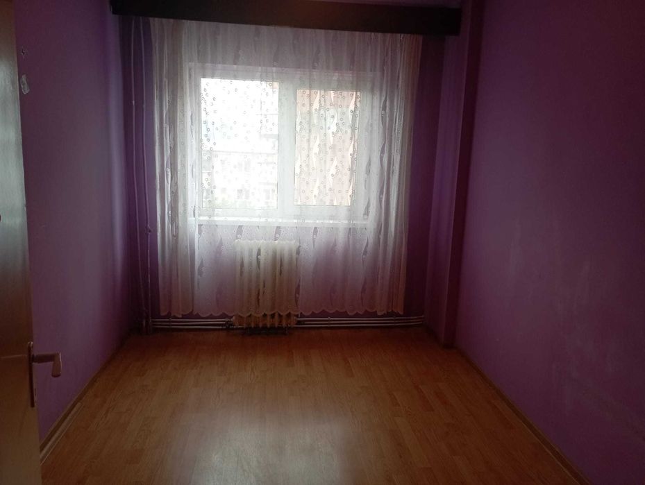 Apartament 3 camere decomandat-Bld.Decebal Deva