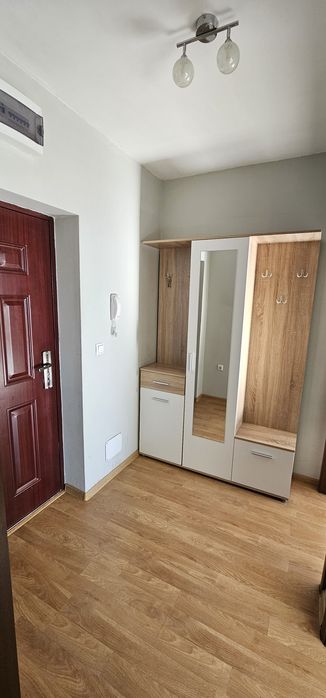 Двустаен апартамент с паркомясто