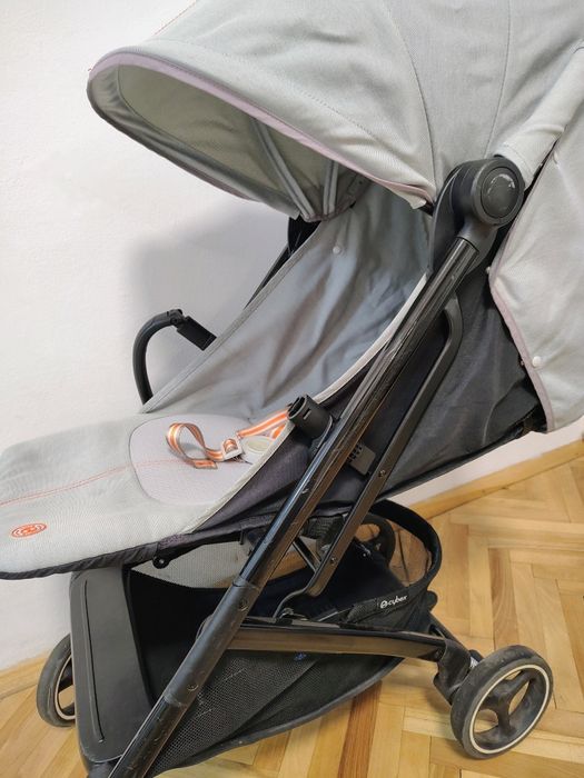 Лятна количка Cybex beezy